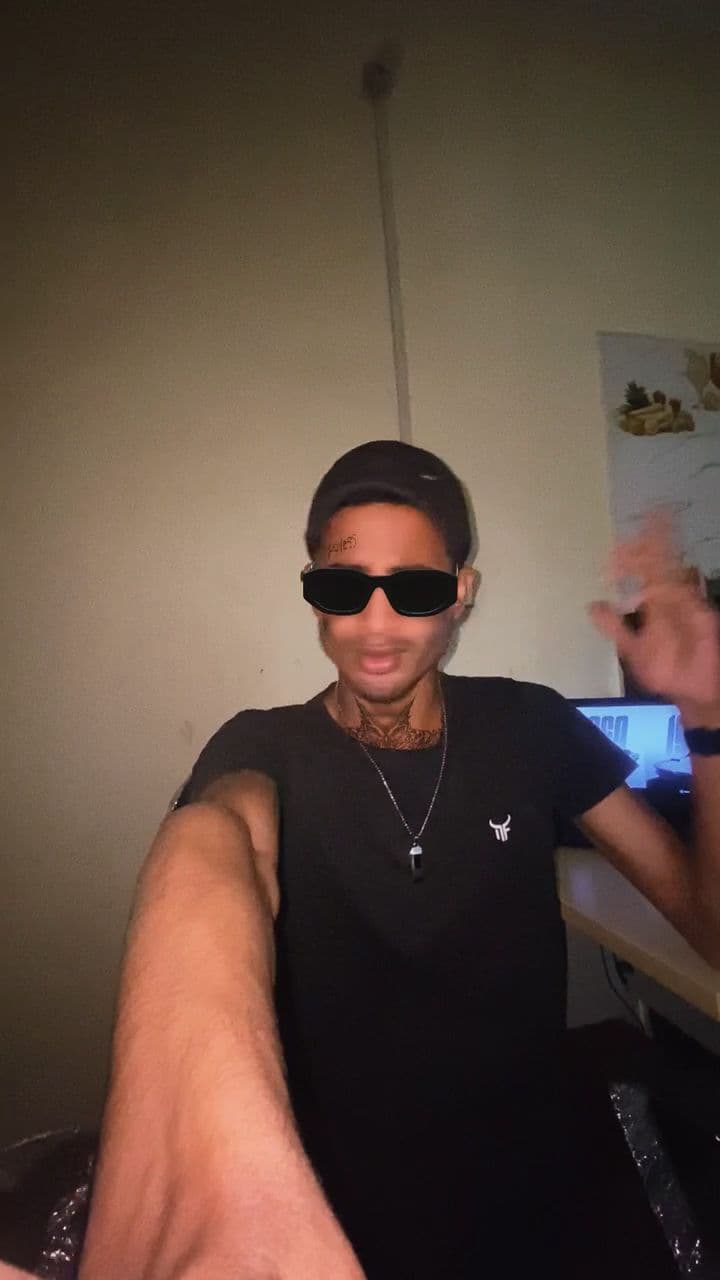 Apne naam kaise banayein