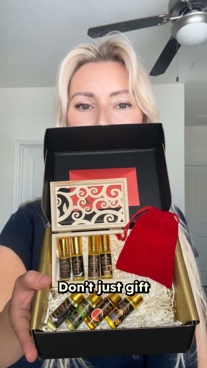 Mont Royal Essence Holiday Gift