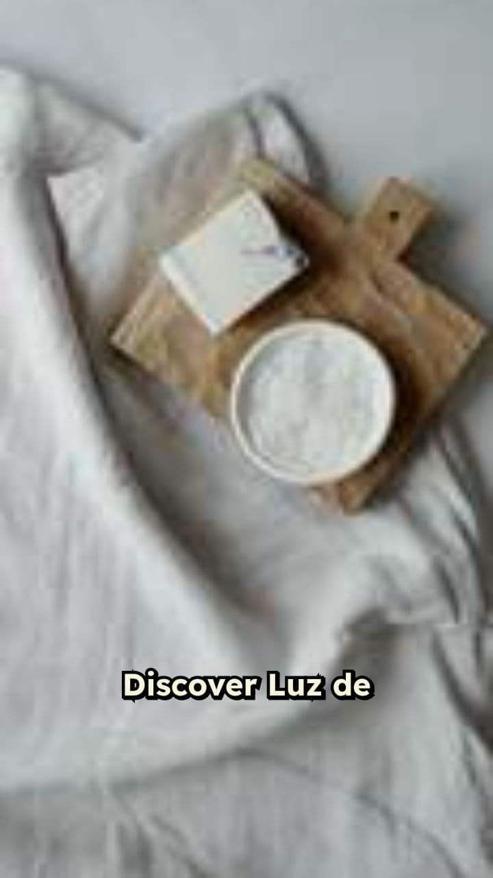 Luz de Luna: Nature's Embrace