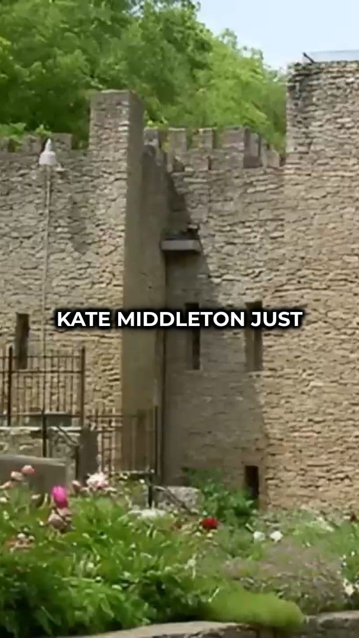 Kate Middleton Wears Historic Tiara at Banquet