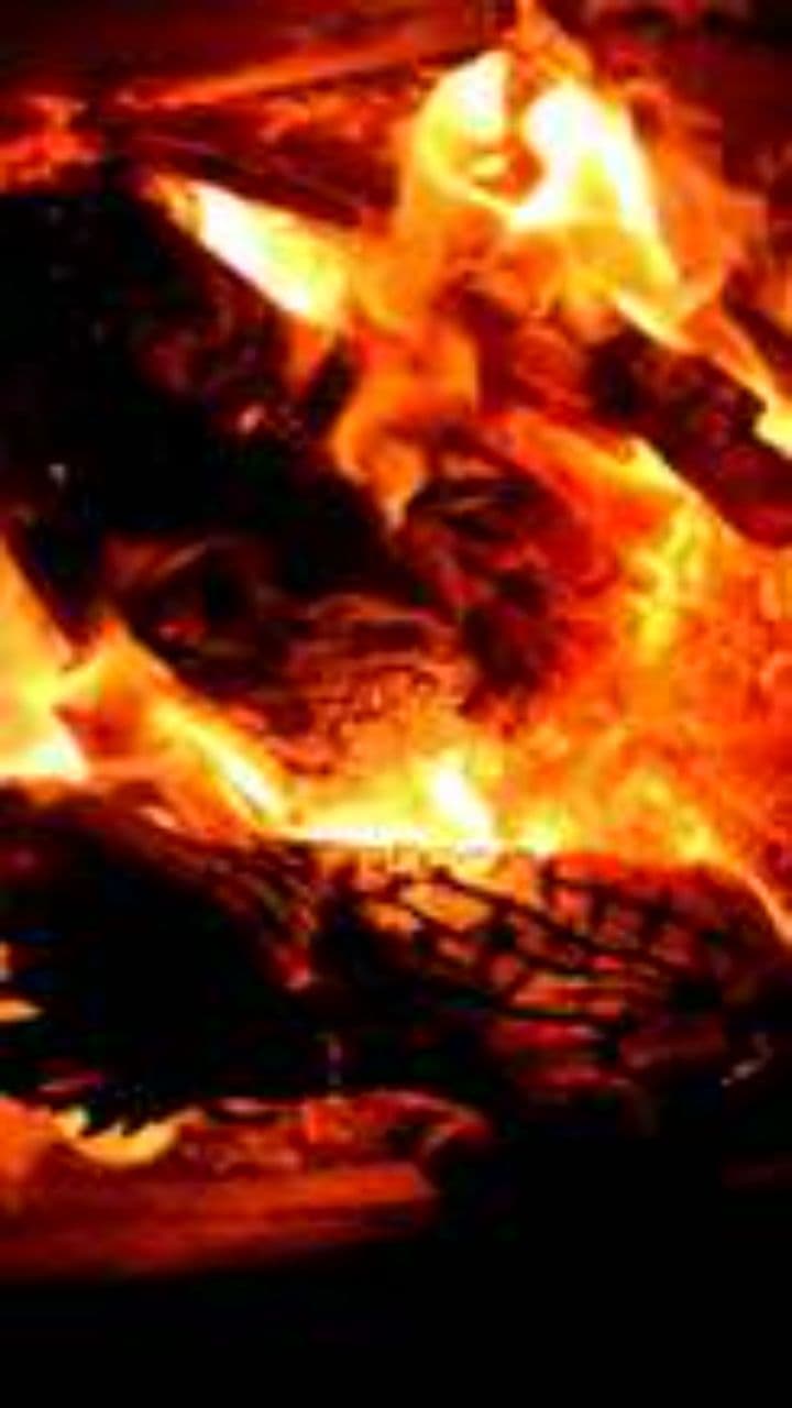 Smoky Fireplace, No Flames