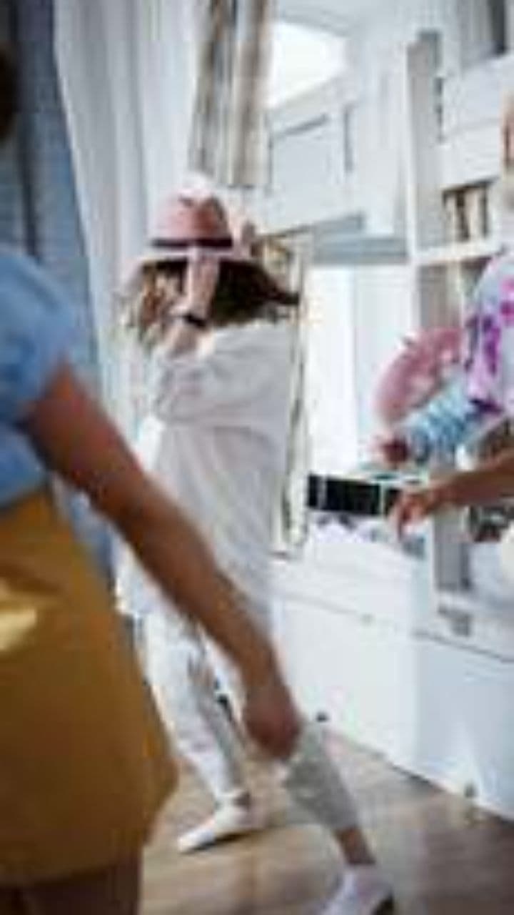 ¡Vamos a bailar y desayunar!