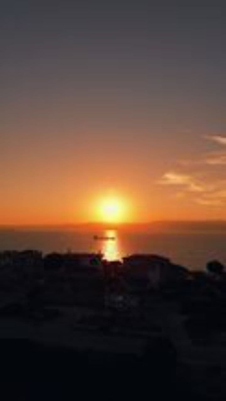 Exploring Ajax: The Story of 24 Roosevelt