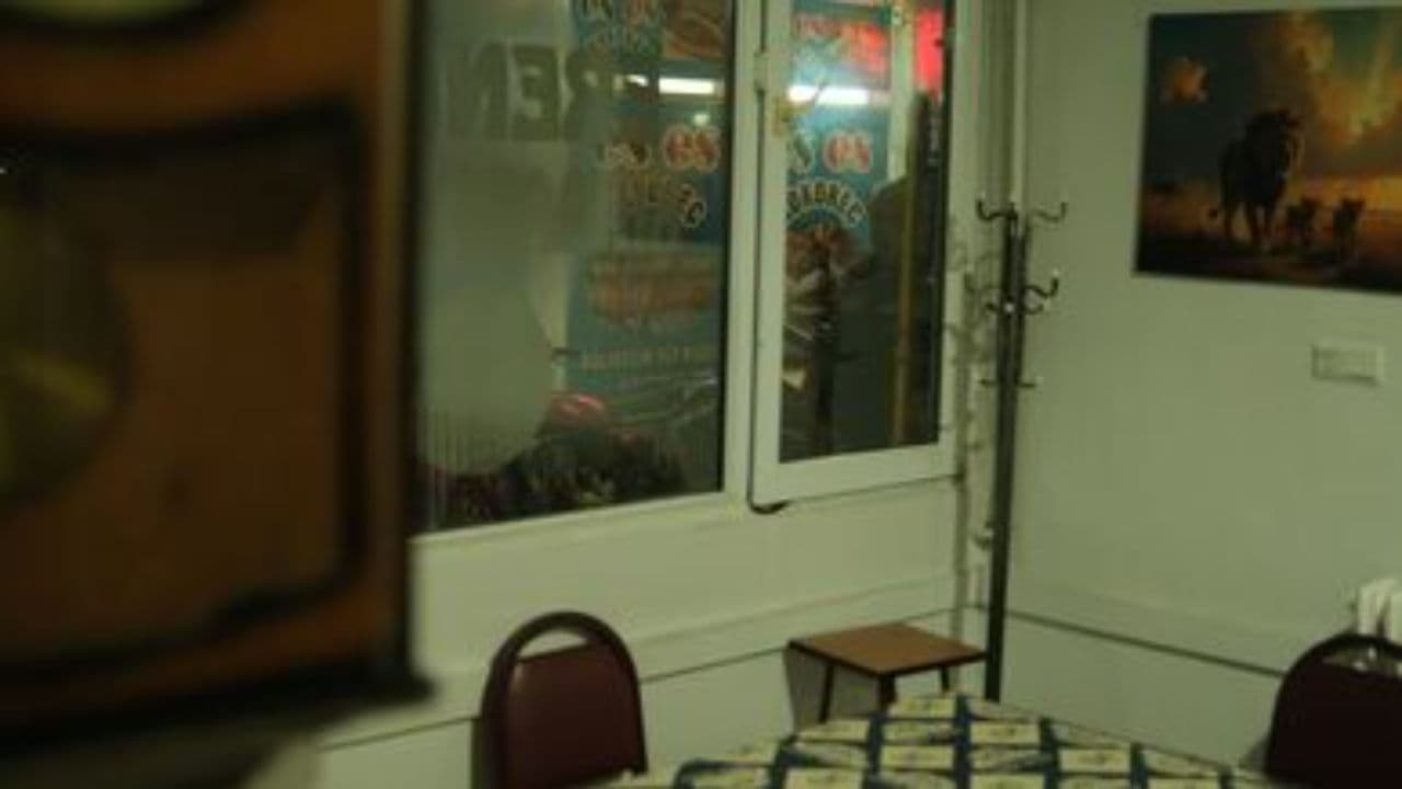 Cozy Rainy Anime Café