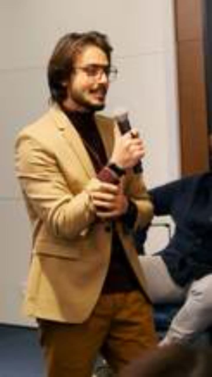 Short King Swing: Tyler's Roast