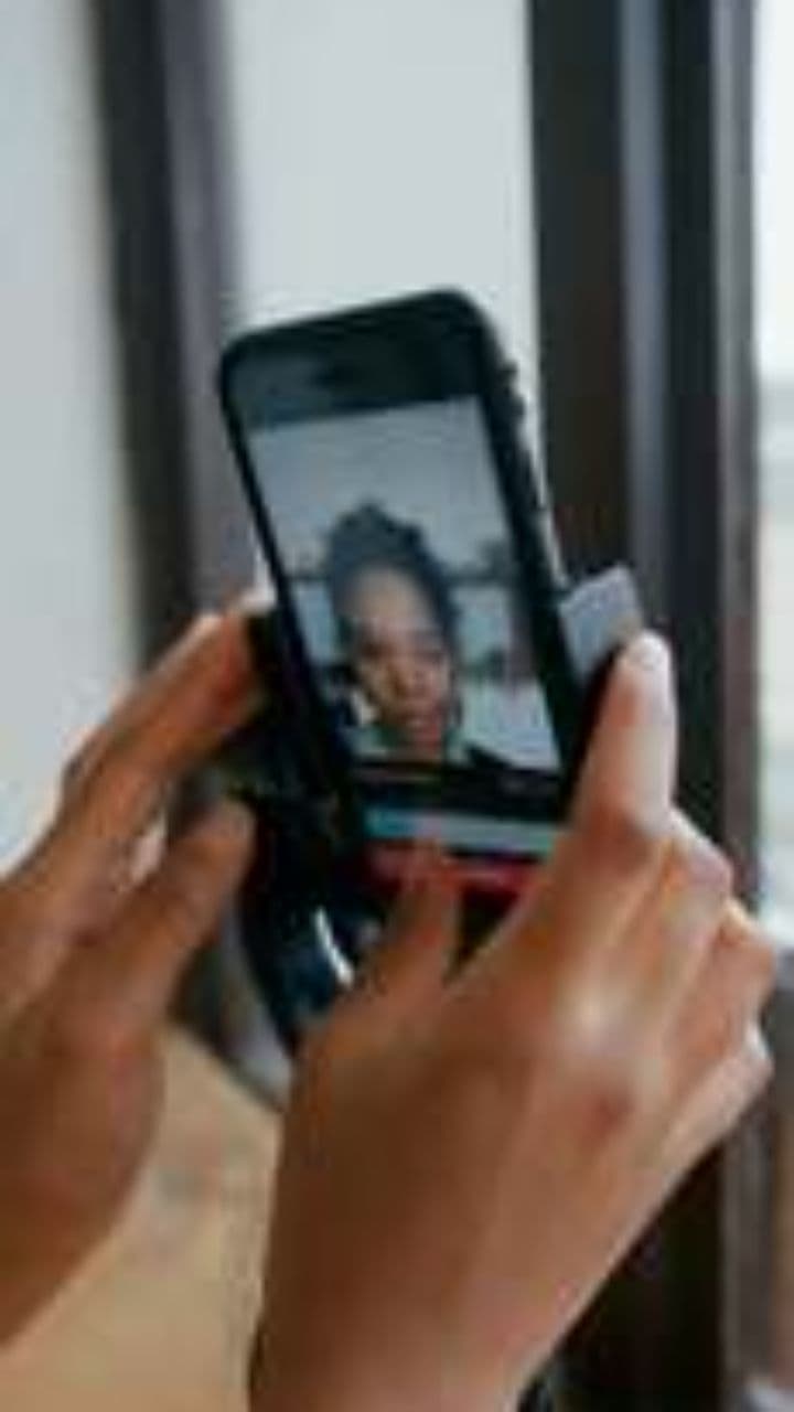 How to Film Your Feet for Scanning