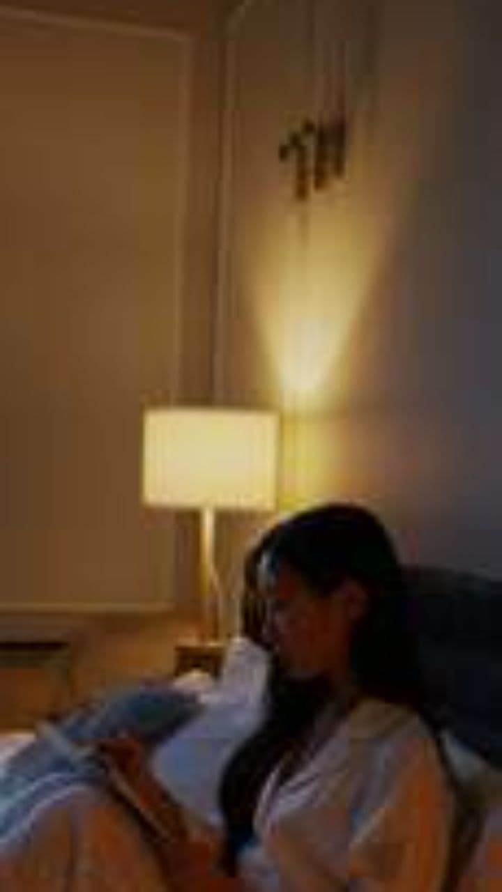 Silk Web in the Mirror