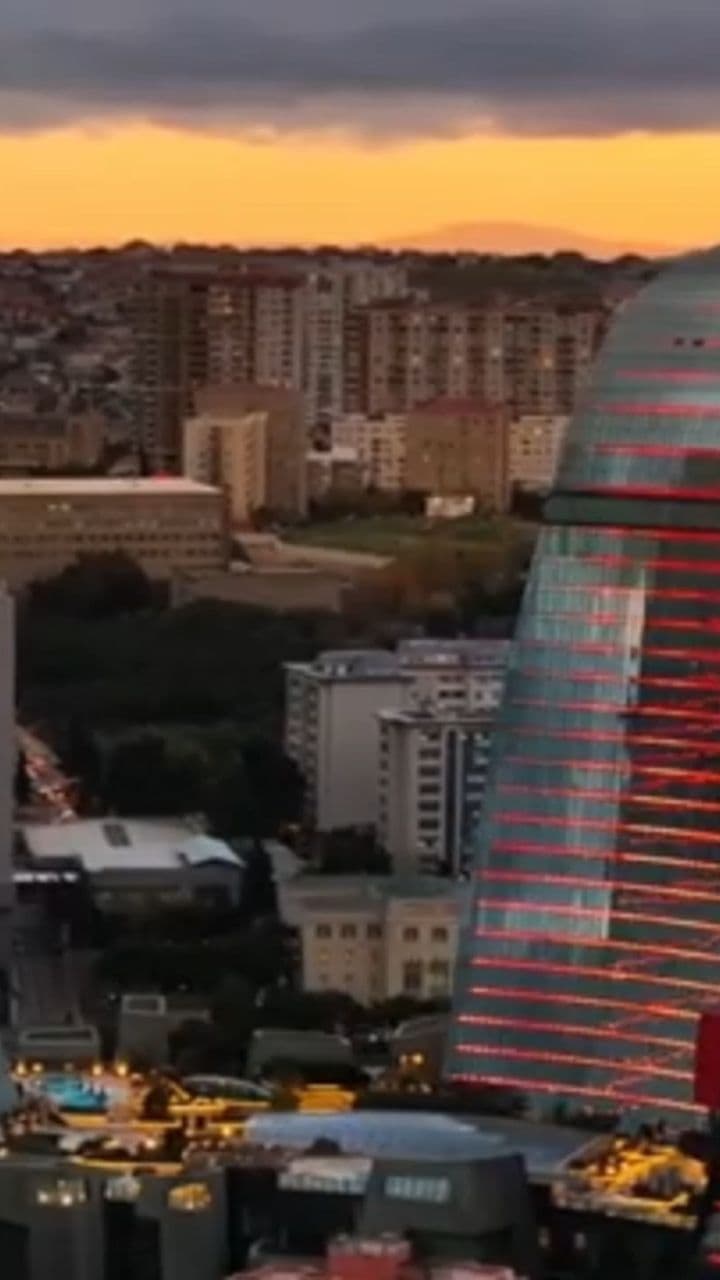 Bakü Adının Mənşəyi: Küləklər Şəhəri, Yoxsa Təpə?