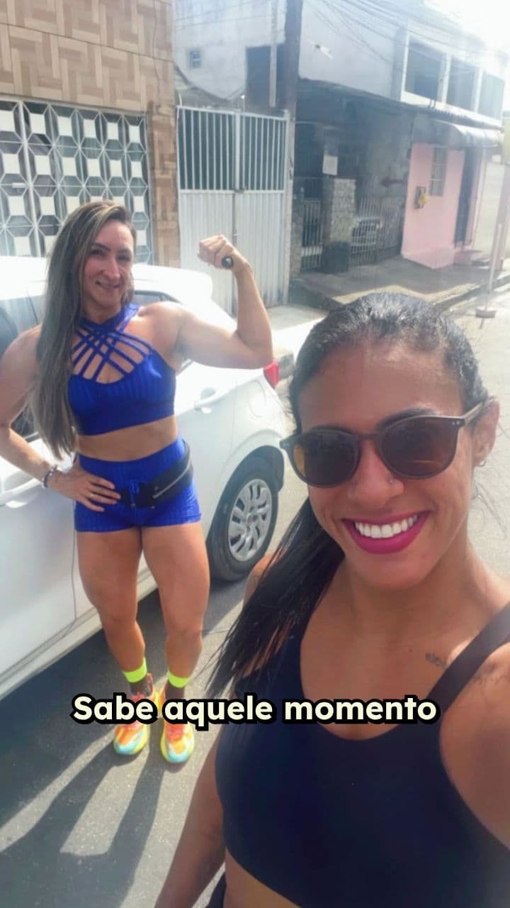 Amizade e Diversão na Praia