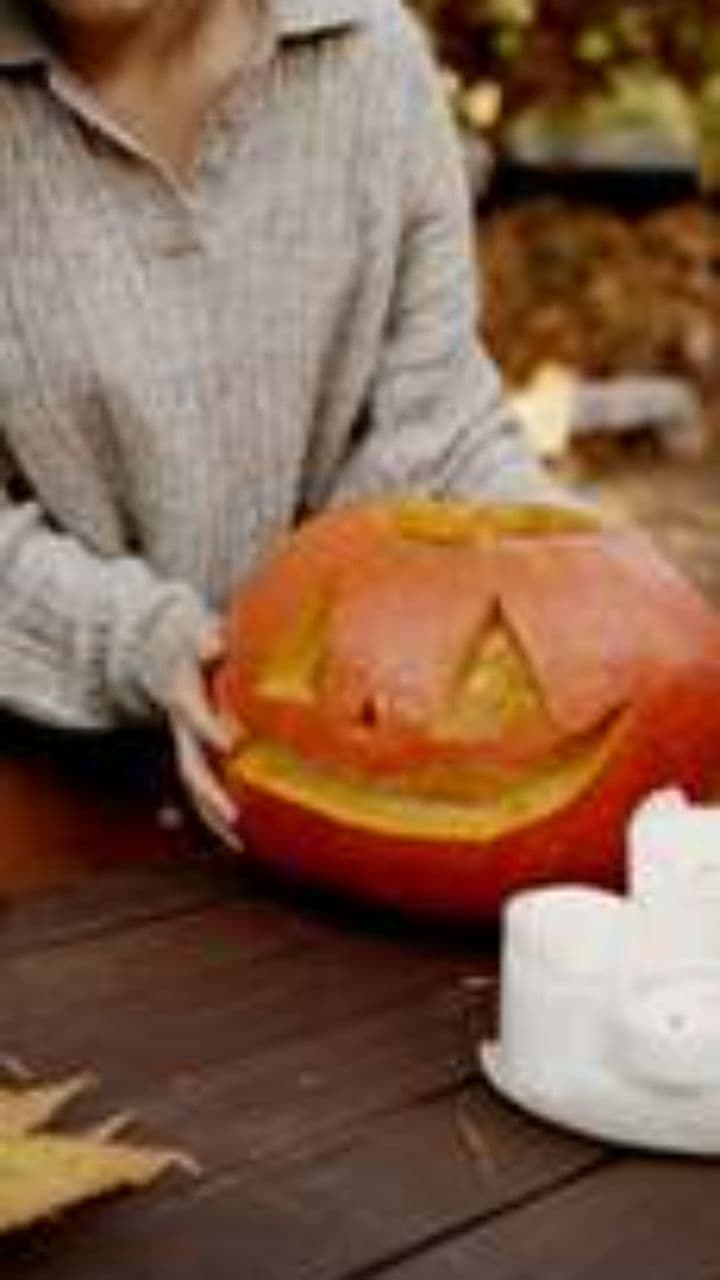 Create Your Friendsgiving Invitation Today