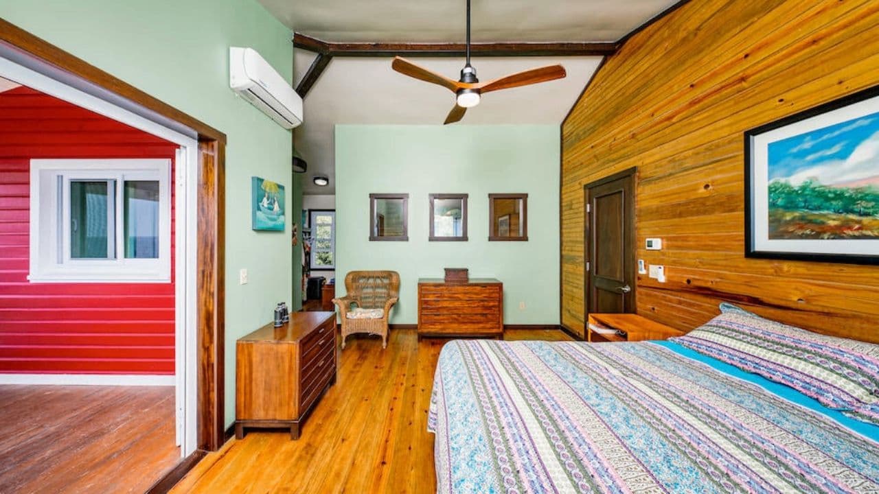 Pirate's Cove Oceanfront Hideaway