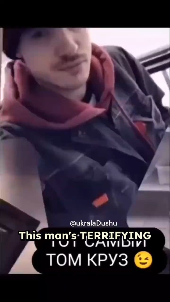 Ужасающая улыбка, которая покорила интернет