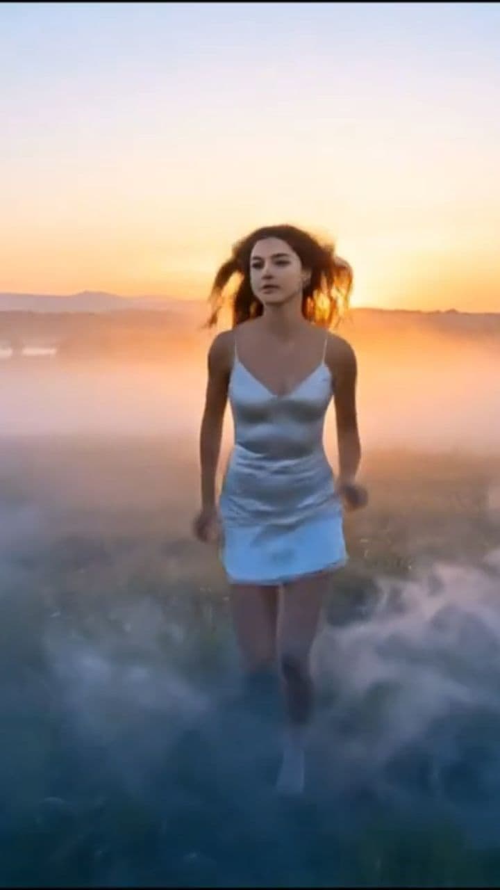 Sonho Sintético e Dor Digital