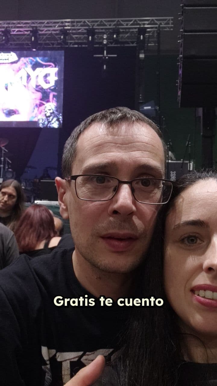 Actúa la canción, no la cantes