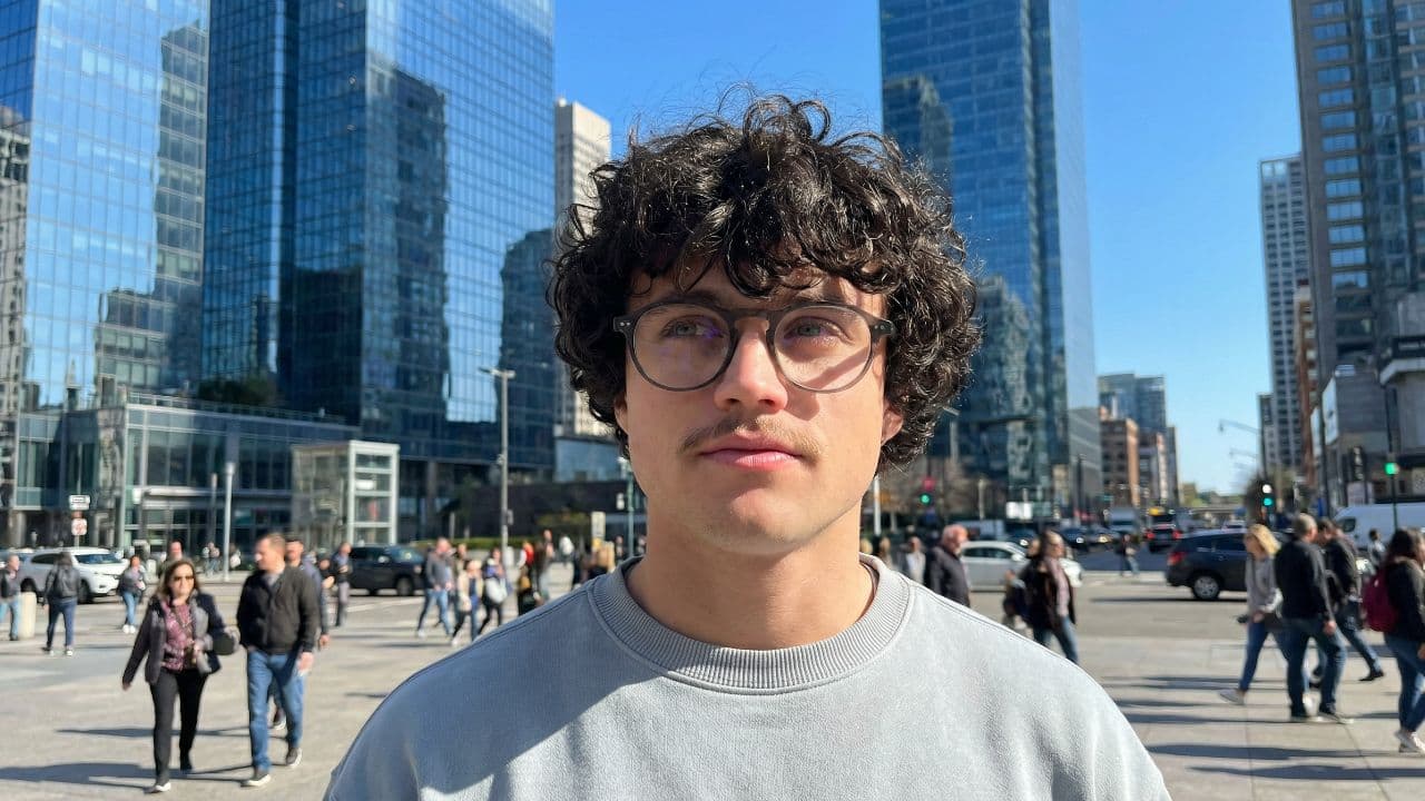 Baptiste et Jordan : Cheveux perdus et métiers