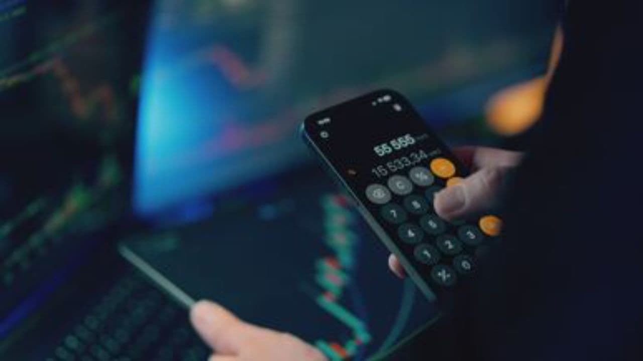 Misteri Kekayaan Fantastis Jeffrey Epstein