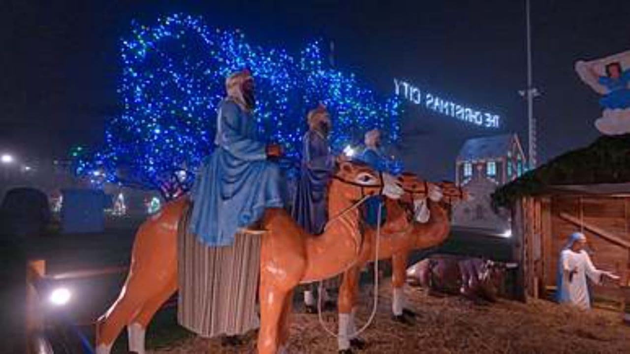 A Savior's Love Has Come