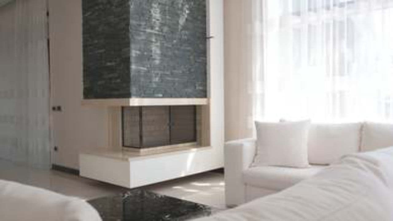 Handgemachte Polsterecken im Farbentraum