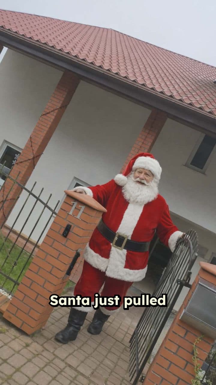 Santa’s Quiet Magic Between Houses
