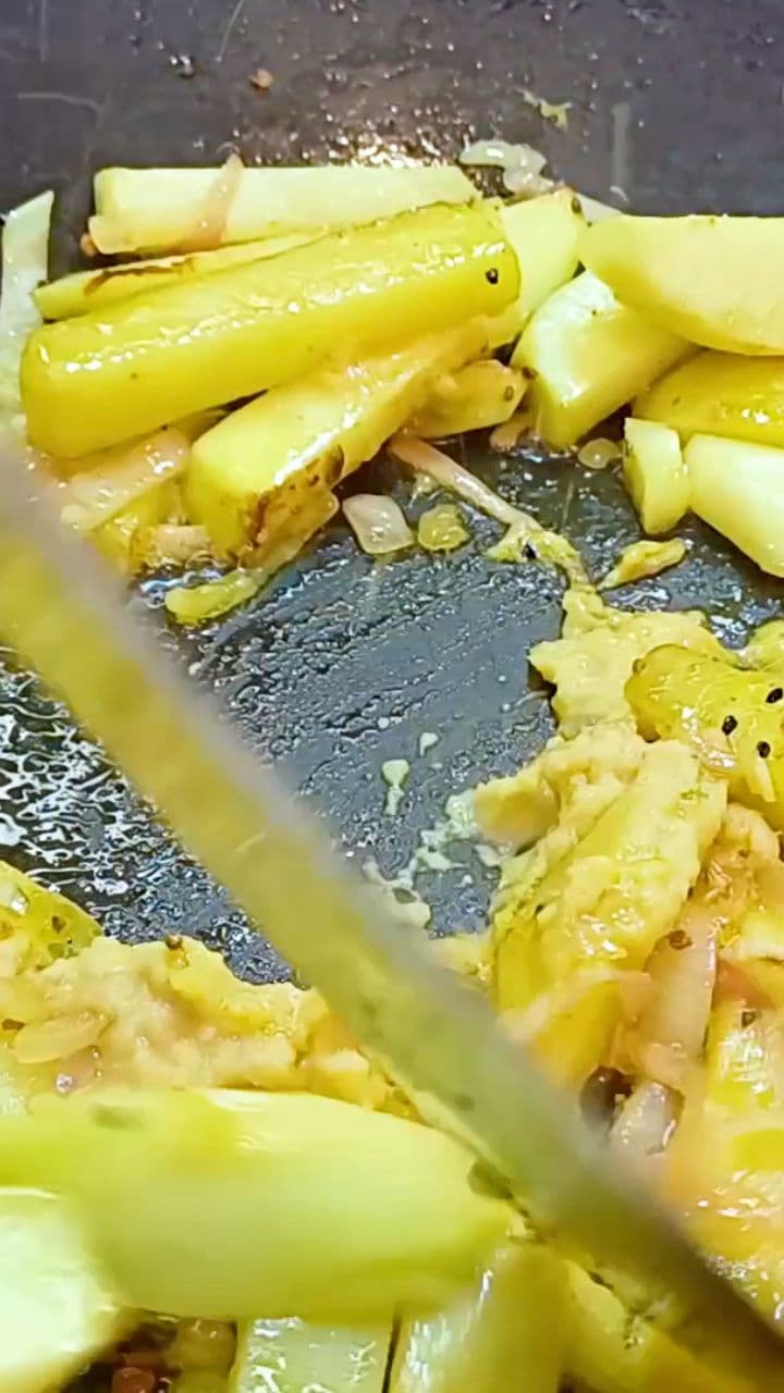 A Unique Winter Pabda Fish Curry