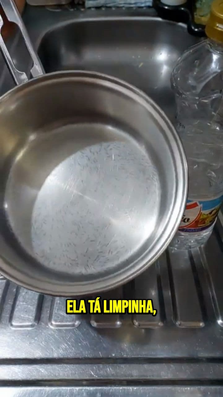Solução Econômica Para Manchas no Inox