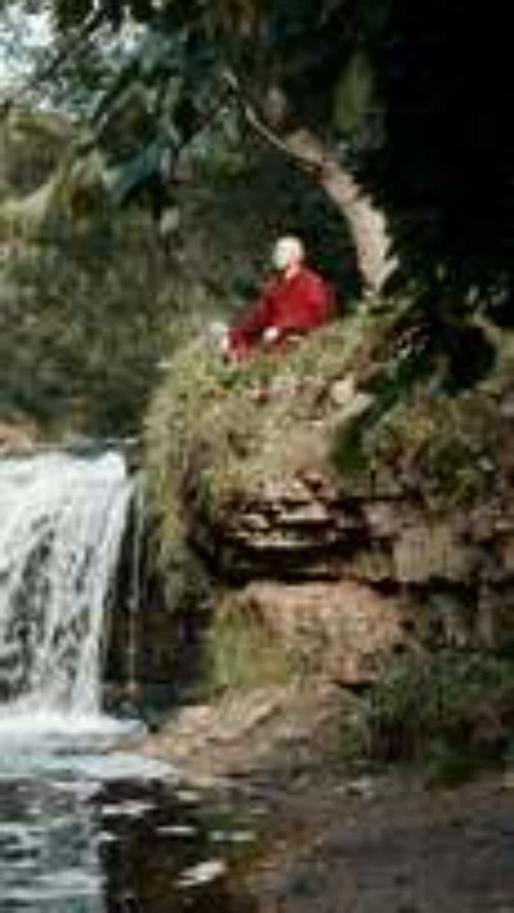 கங்கை தேவிக்கு அர்ப்பணிப்பு