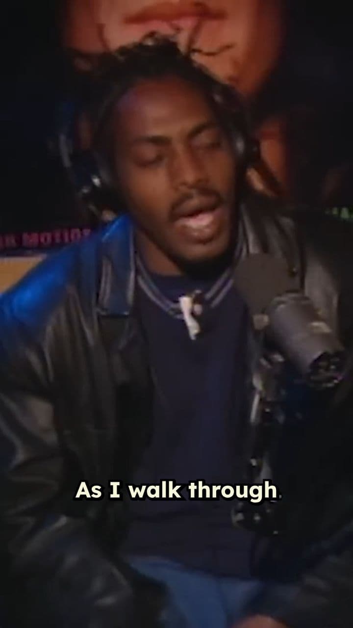 Coolio Performs Gangsta's Paradise Live