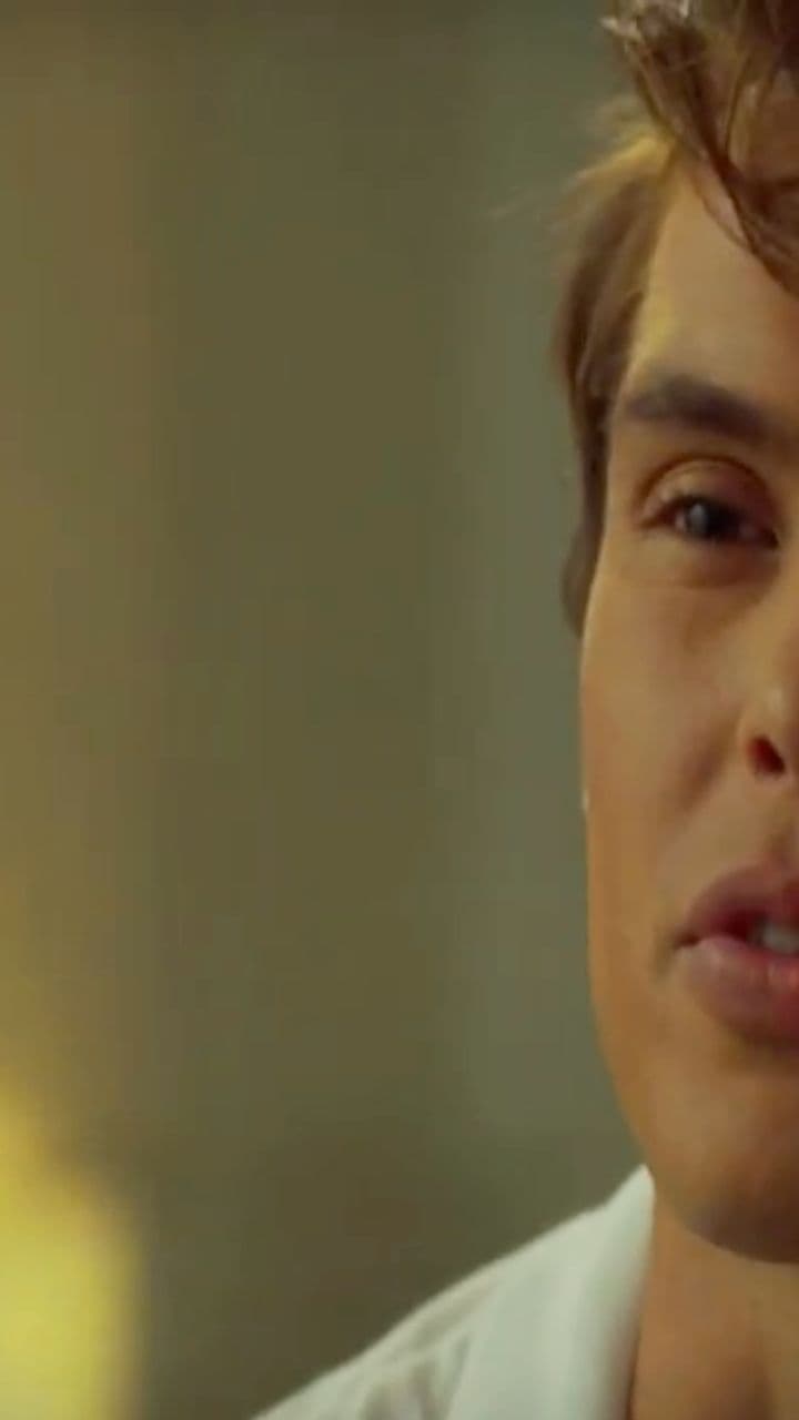 علاقة محرمة بين مدرسة وطالبها