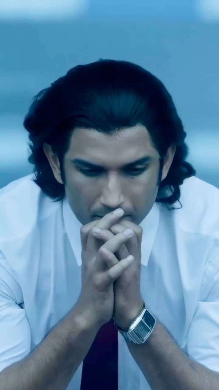 चिंगारियाँ और आग की तलाश