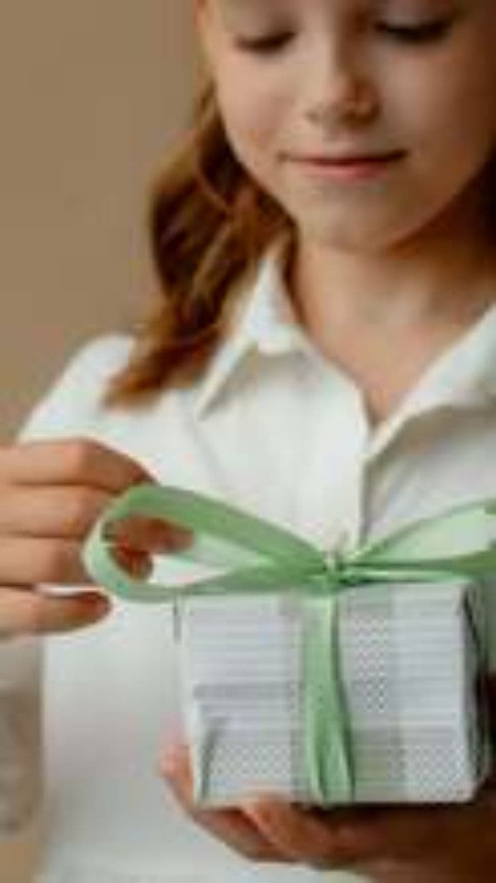 दुनिया बा चारों बगल खोल