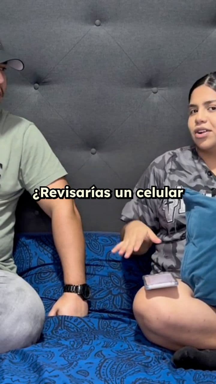 ¿Revisarías el celular de tu pareja?