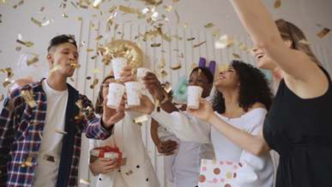 Michi wird dreißig – Ein Held feiert