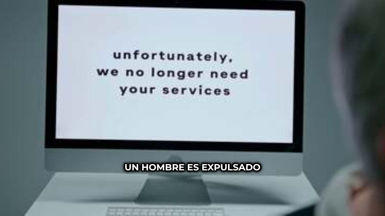 Héroe en medio del caos