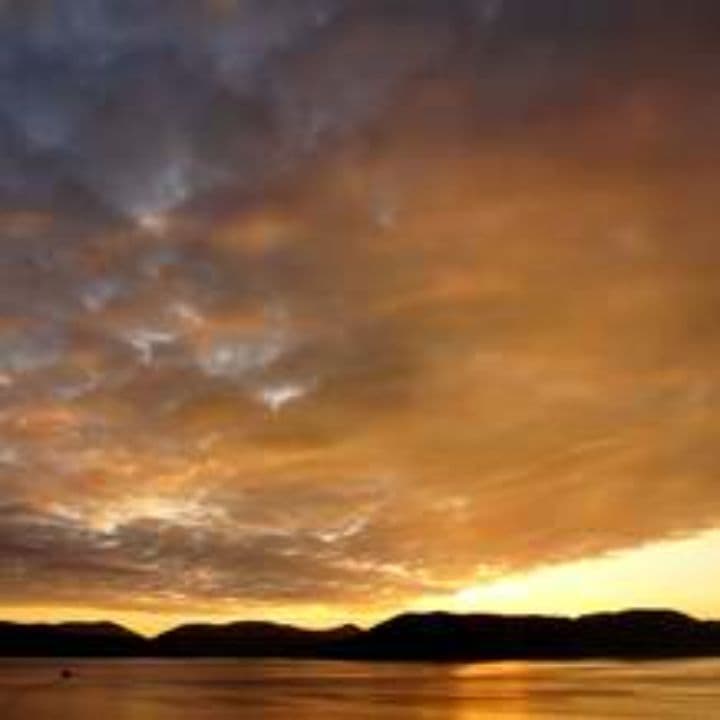 किसके लिए यह तड़प?