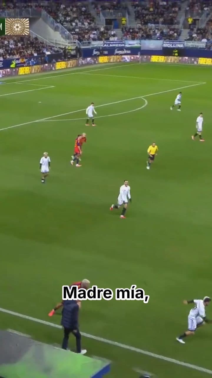 ¡La Jugada Viral de Rivaldiós! Caño y Pase sin Mirar