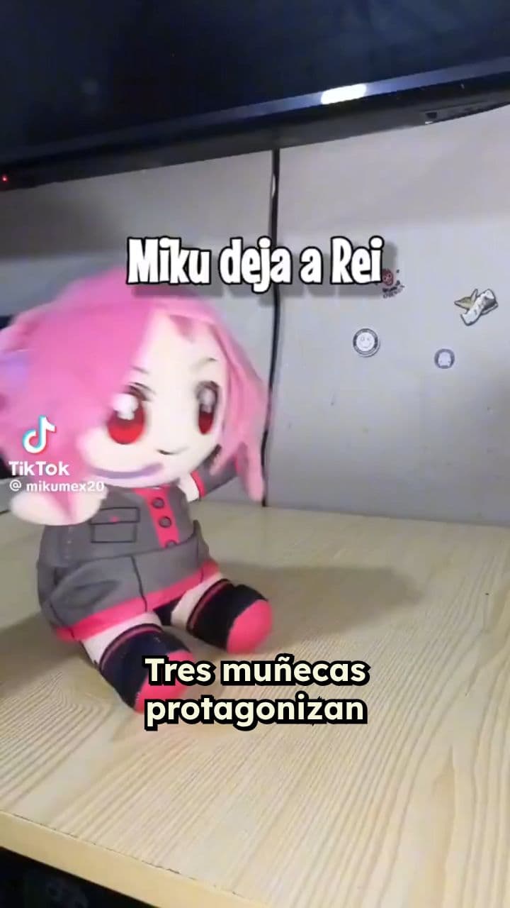 Drama entre muñecas: amor y celos