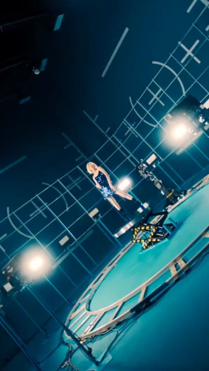 Unstoppable Queens of the Night